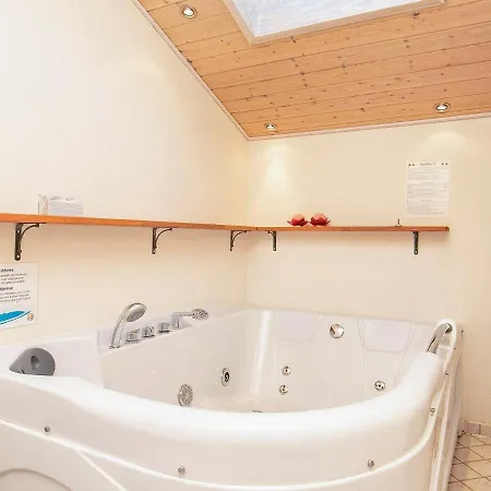 6 Person Holiday In Ringk Bing