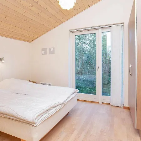 6 Person Holiday In Ringk Bing Hotel Ringkøbing